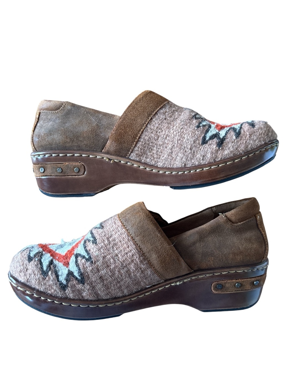 Born Indian Blanket Clogs USA Size 8 Euro 39 - Picture 2 of 6